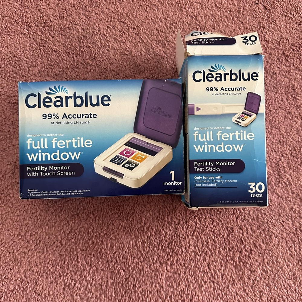 Clearblue Fertility monitor + test strips